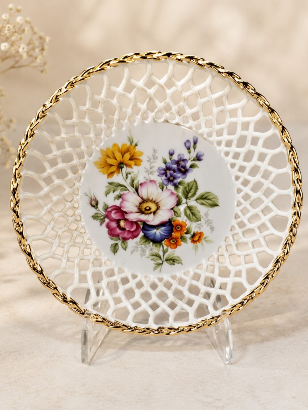 Vintage 1970s‎ Crown Regent Romania Reticulated Porcelain Floral Bowl Gold Rim